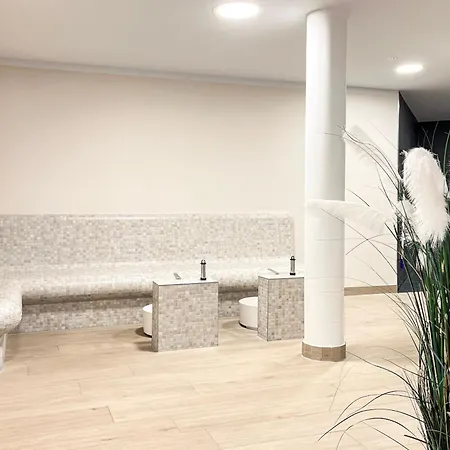 Апартаменты Baltischer Hof 50 *